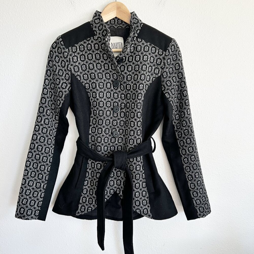 BB Dakota Coat Geo Print Structured Jacket Belted Button Down Black